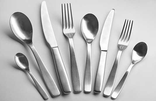 Spoons, Table Knives & Cutlery Items