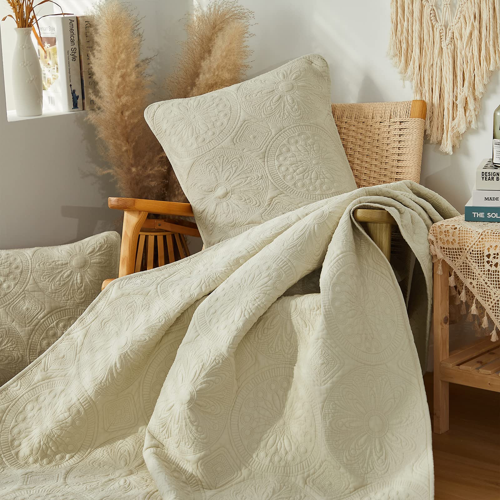 Quilted Bed Throws