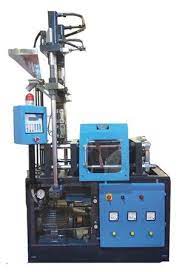 Vertical Injection Moulding Machine